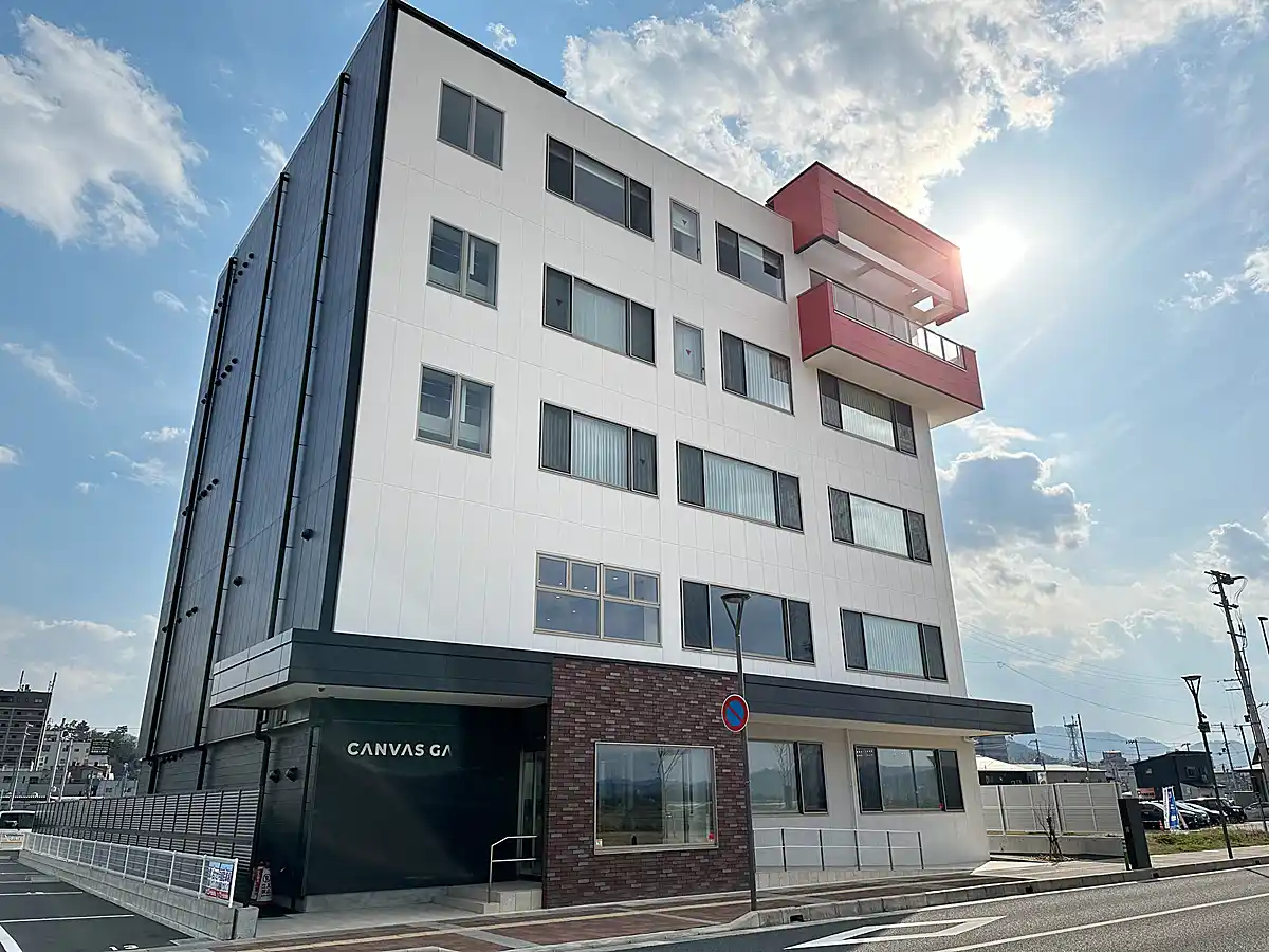 アイユー建物外観写真